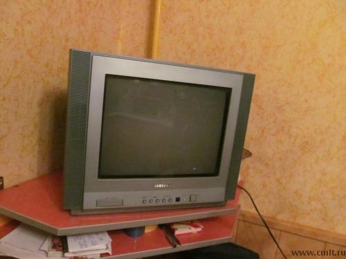 Телевизор Samsung! Диагональ - 37 см! В отличном состоянии!!! Идеальный вариант для кухни и дачи!