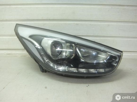 Фара LED правая HYUNDAI IX35 13- б/у 921022S610 3*. Фото 1.