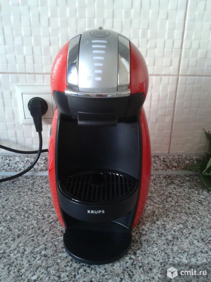 Кофеварка Nescafe Dolce gusto Genio. Фото 1.