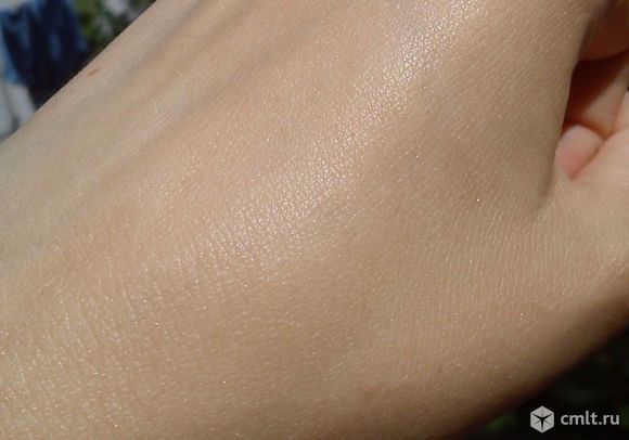 Бронзатор Lumene Natural Bronze Shimmering Lotion. Фото 3.