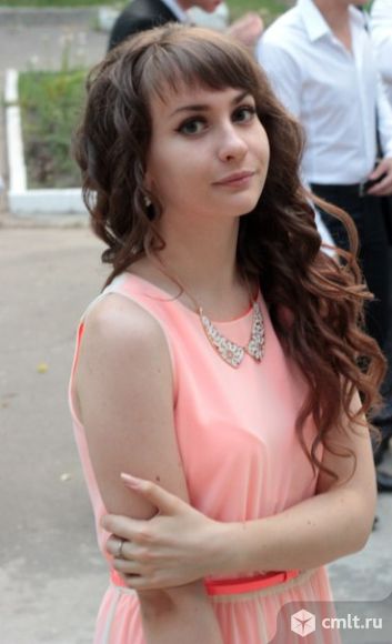 Продавец. Фото 1.