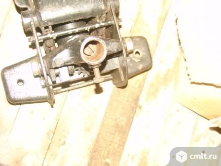 Домкрат подкатной. Фото 1.