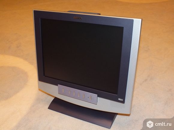 Профессиональный жк-монитор BenQ FP-591. Фото 1.