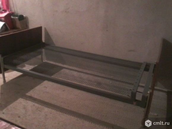 Кровать с панцирной сеткой 1.5. Фото 2.