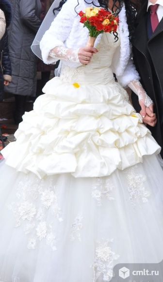 Платье свадебное. Фото 4.