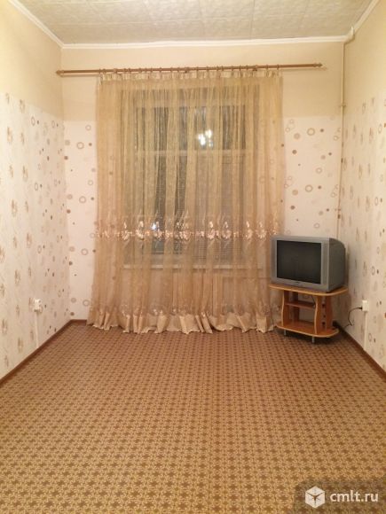 Краснознаменная ул., №167. Комната, 25.2 кв.м, 2/2 эт. Фото 1.