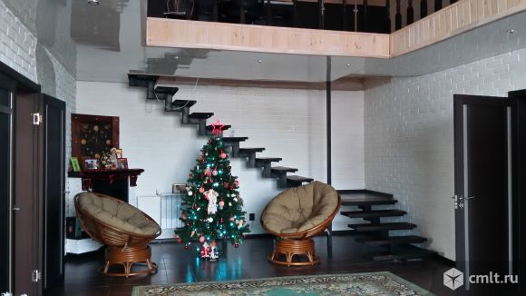 Дом 210 кв.м. Фото 1.