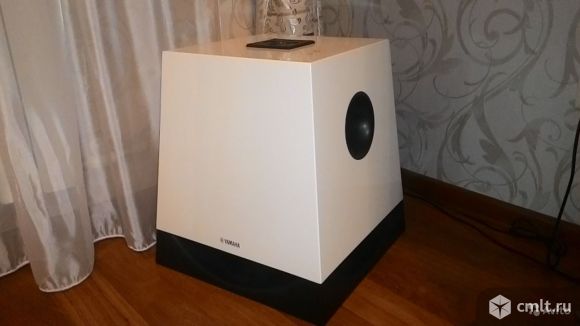 Yamaha NS SW700 Piano White