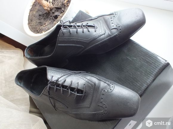 Туфли мужские 42,5 кожа VERSACE Италия. Фото 1.