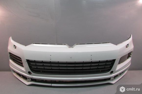 Бампер передний под омыв фар VW TOUAREG R-LINE 11-15 б/у  7P6807221CGRU  2*. Фото 1.