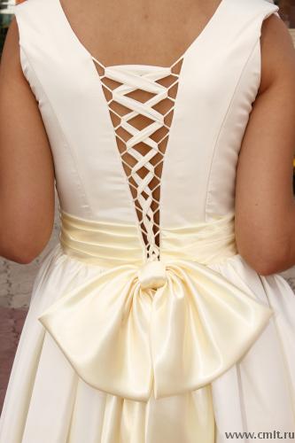 Свадебное платье в стиле ретро. Фото 1.
