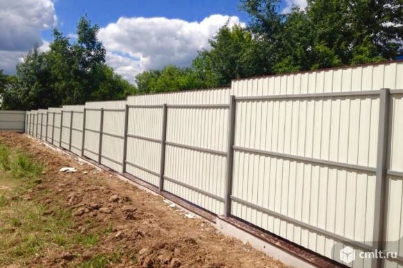 Бригада монтаж заборов. Фото 1.