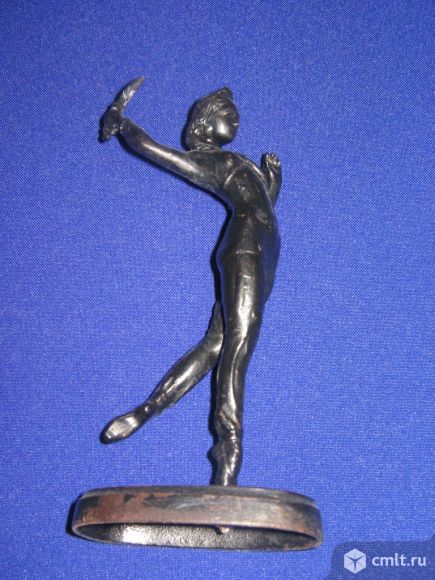 Статуэтка "Балерина Зарема" (Девушка с кинжалом). Фото 1.