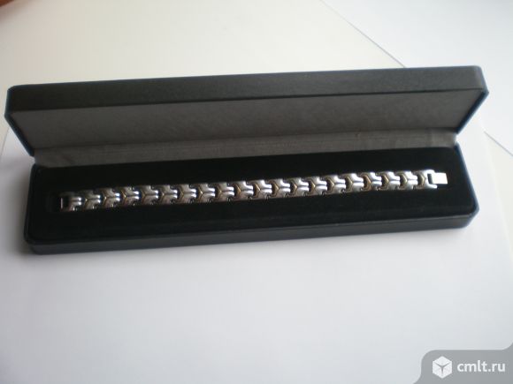 Браслет vision QuadrActiv. Фото 1.