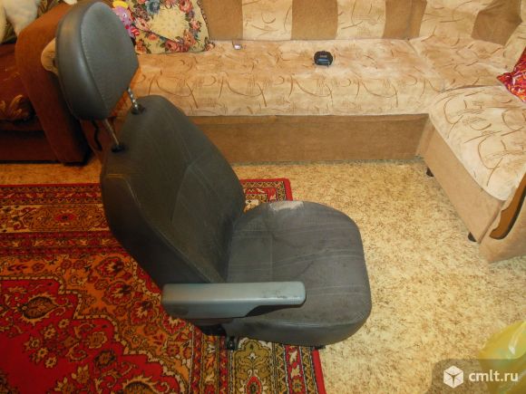 Водительское сиденье форд транзит. Фото 2.