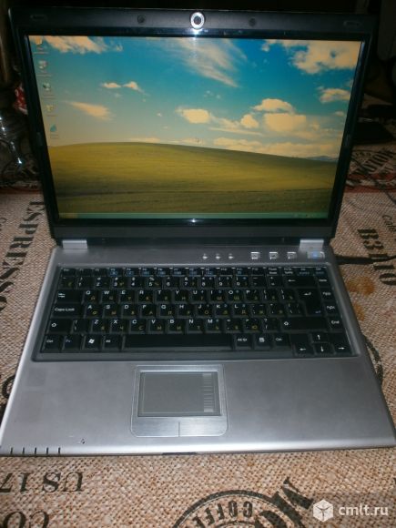 Ноутбук RoverBook pro 400L. Фото 1.