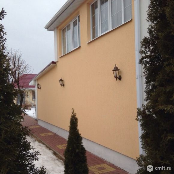 Фасад. Декоративная штукатурка: короед, мраморная крошка. Утепление. Отделка цоколя: декоративный камень, клинкерная плитка. Комплектация материалами.