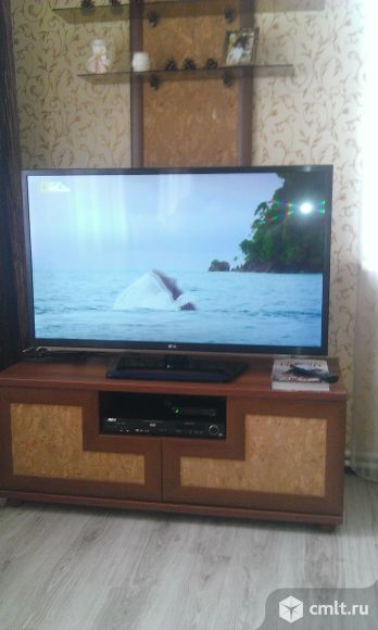 Продам тумбу под телевизор, круглую витрину. Фото 2.