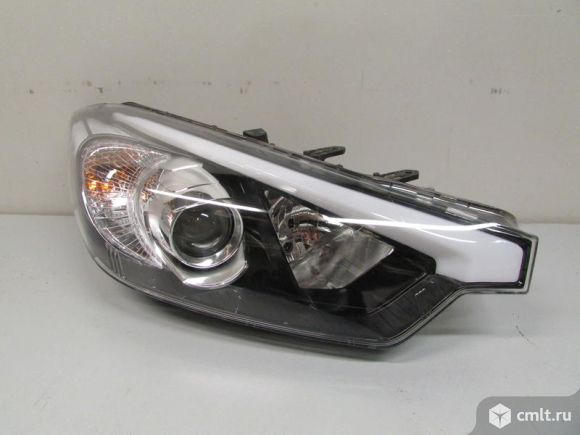 Фара правая KIA CERATO 13- б/у 92102A7030 3*. Фото 1.