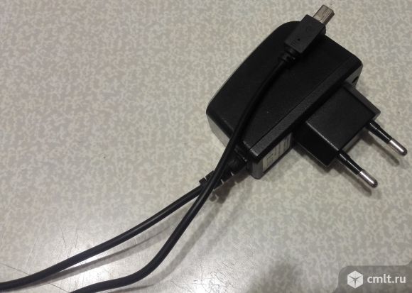 Зарядное устройство miniUSB Fly TA6401 к FLY DS103. Фото 1.