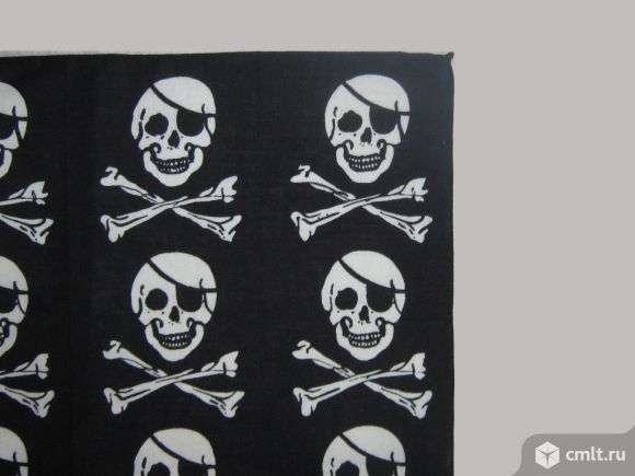 Черный платок бандана с черепами х/б 51х53см новый. Фото 2.