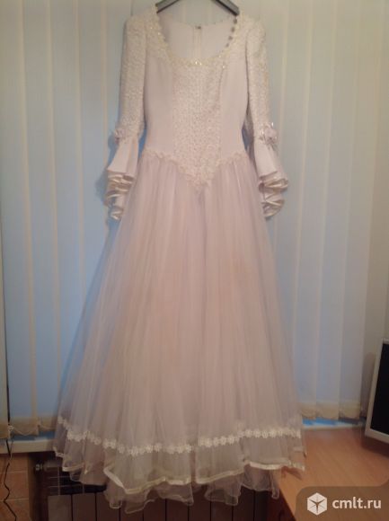 Бесплатно отдам свадебное платье. Фото 1.