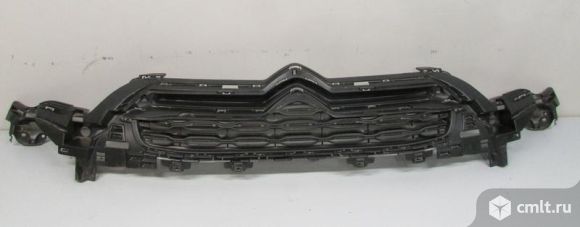 Решетка радиатора CITROEN DS4 11- б/у 7804T8 4*. Фото 1.