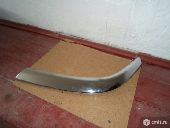 Продается накладка на передний бампер хром. Фото 1.