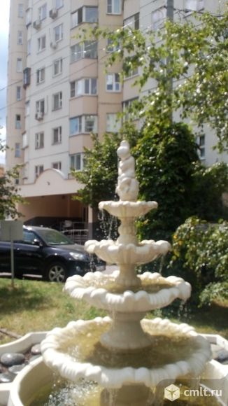 Агент по недвижимости окажет услуги по купле-продаже квартир. Фото 1.