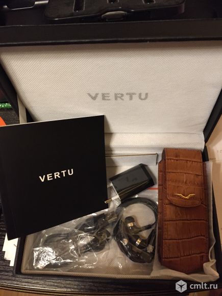 Телефон Vertu S-052694. Фото 2.