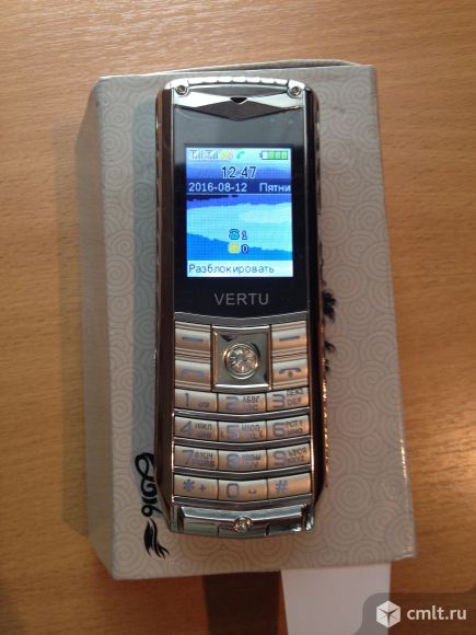 Телефон Vertu 3 сим. Фото 1.
