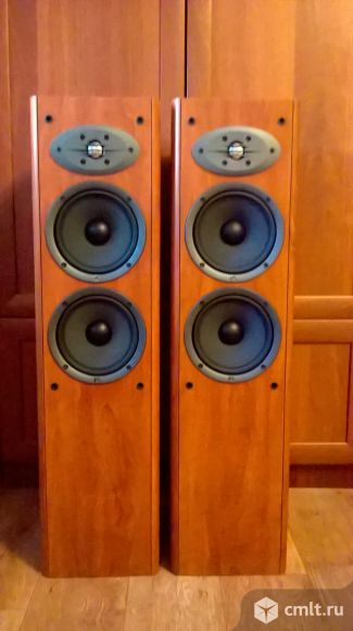 Акустическая система Celestion F28. Фото 1.