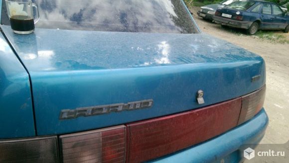 Крыша, крышка багажника и задний бампер ВАЗ 2110. Фото 1.