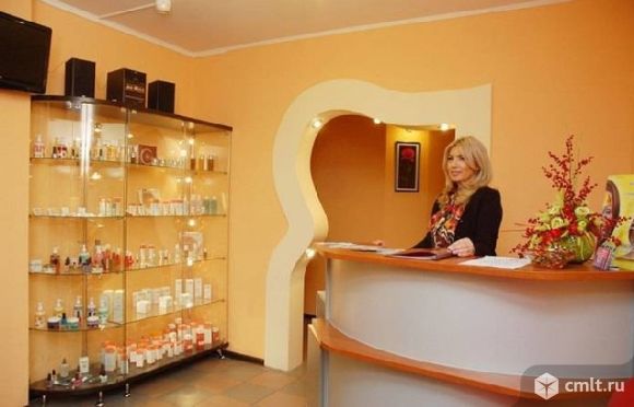 Администратор в салон красоты. Фото 1.