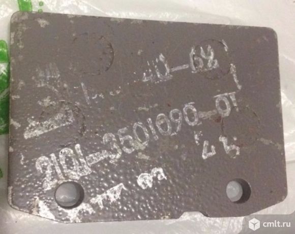 Колодки тормозные ВАЗ-2101 передние (4шт.). Фото 1.