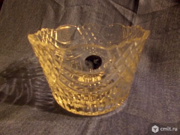 Хрустальная ваза-конфетница. Фото 1.