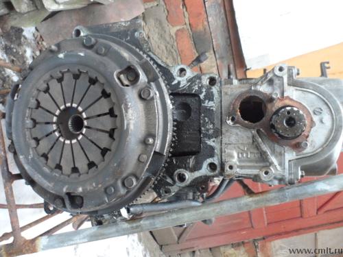 Mazda 626. Фото 1.