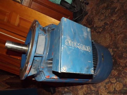 Эл.двигатель 380в.22кв.1460об. Фото 1.