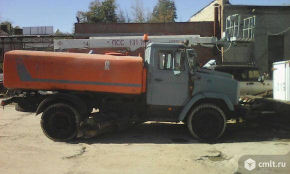 Поливомоечная машина ЗИЛ 130 КО-713-01 1998 г.в.. Фото 1.