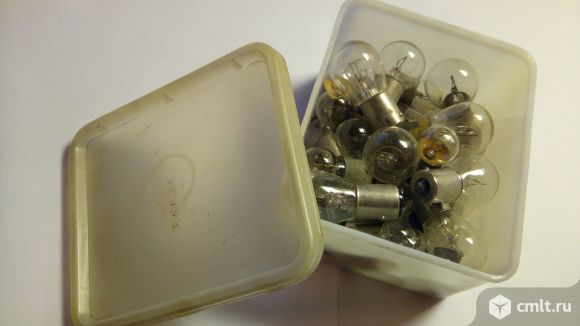 Лампы для фар, габаритов, салонного освещения и прочее. Фото 1.