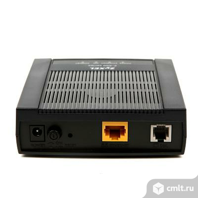 Модем Zyxel adsl+2. Фото 2.