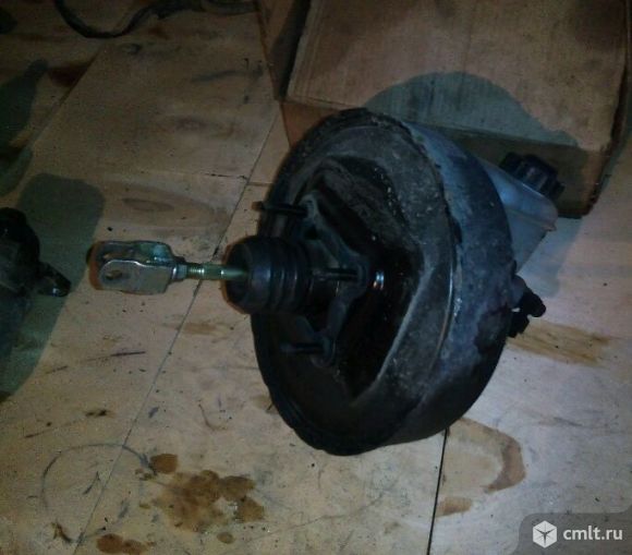 Главный тормозной цилиндр Киа Спектра. Фото 1.