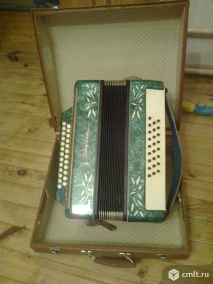 Гармонь " Весна 2". Фото 1.