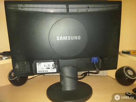 Монитор Samsung  SyncMaster 2243NW/NWX LCD 22. Фото 3.