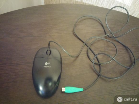 Мышь проводная Logitech. Фото 1.