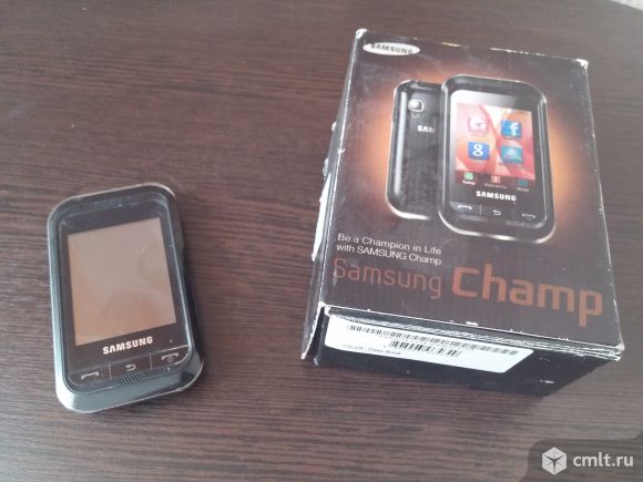 Смартфон Samsung GT-C3300K + карта памяти 2Gb Micro SD. Фото 1.