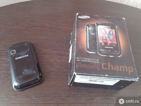 Смартфон Samsung GT-C3300K + карта памяти 2Gb Micro SD. Фото 2.