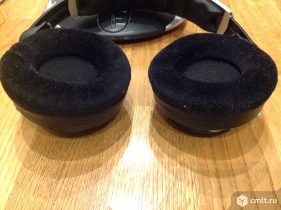 Беспроводные наушники Beyerdynamic RSX 550. Фото 3.