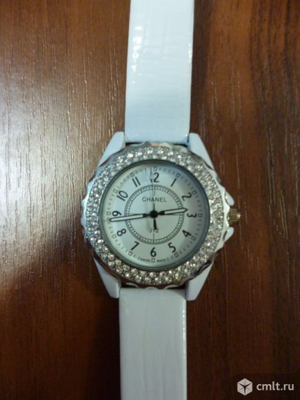 Наручные часы Chanel J12. Фото 1.