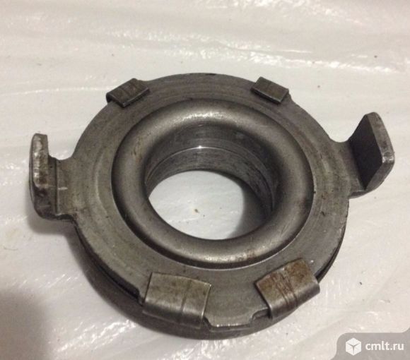 Выжимной подшипник(муфта) сцепления ваз 2108-09. Фото 2.